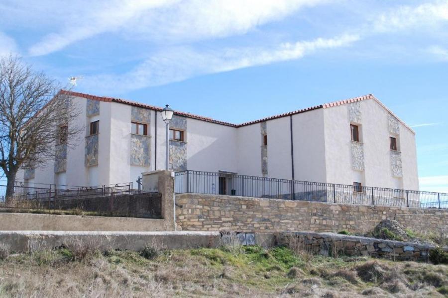 Albergue Turistico Tierras Altas Фуэнтес-де-Маганья Экстерьер фото