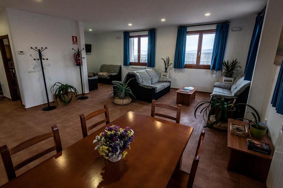 Albergue Turistico Tierras Altas Фуэнтес-де-Маганья Экстерьер фото